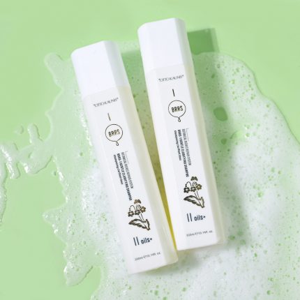 Gentle Clarifying Shampoo - Image 4