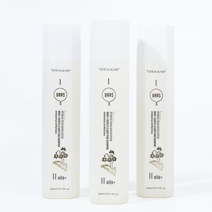 Gentle Clarifying Shampoo - Image 8